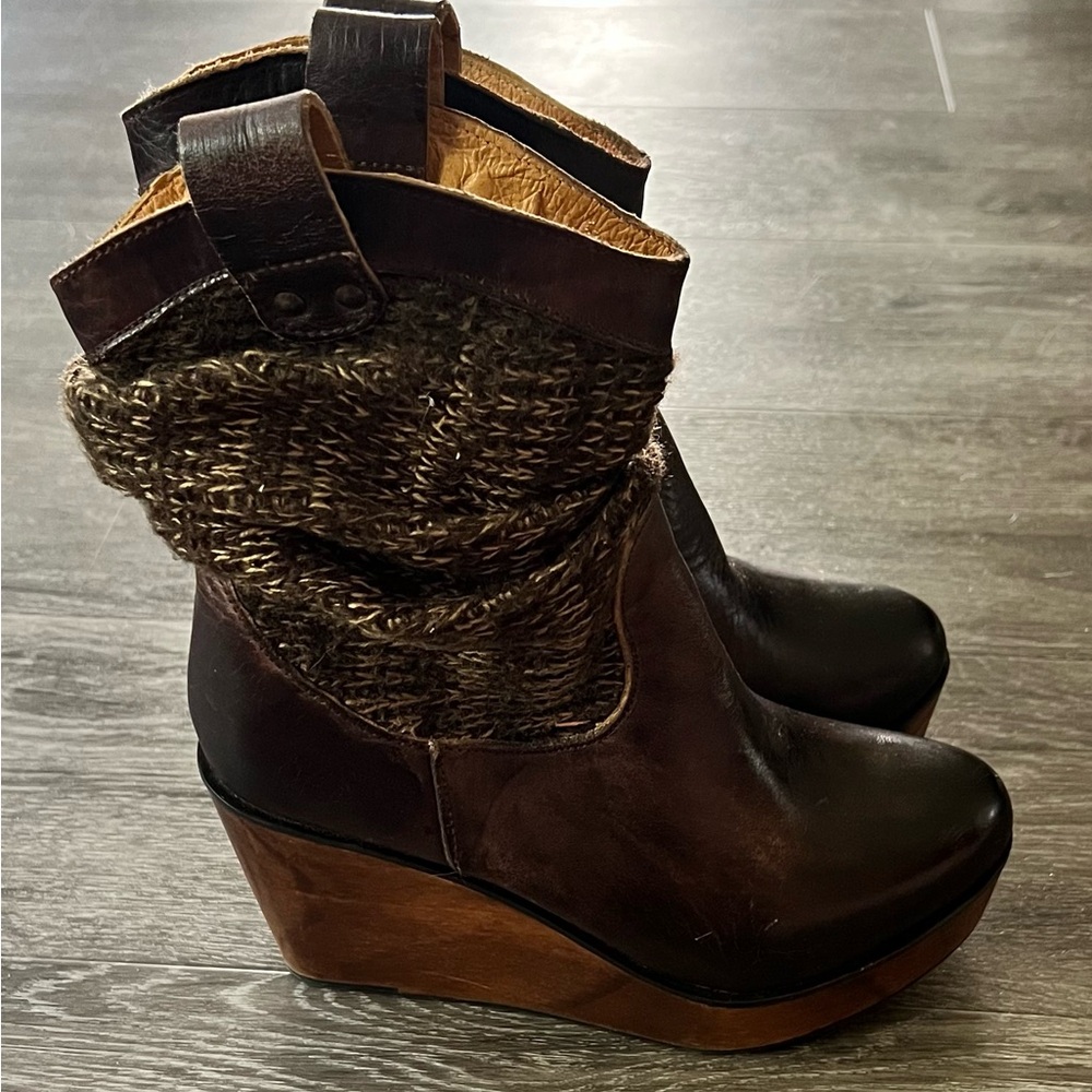 Bed Stu Brown Leather & Knit Wedge Ankle Boots